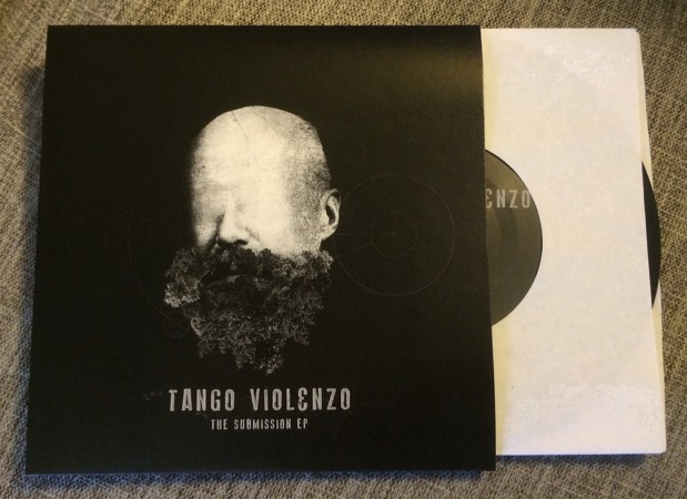 TANGO VIOLENTO - The submission